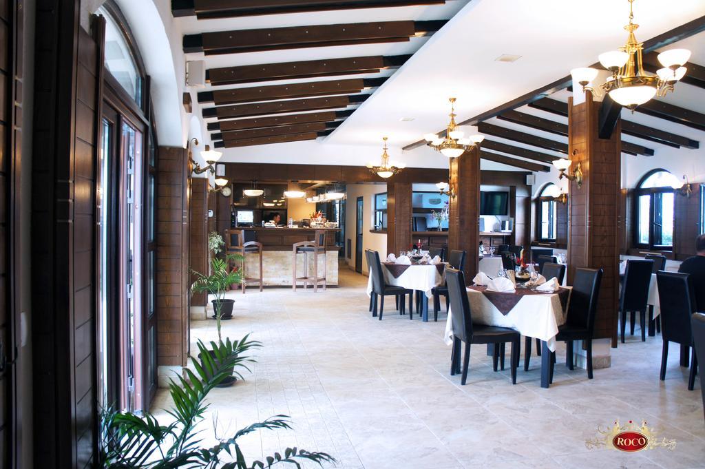 Hotel Roco Izvin Bagian luar foto