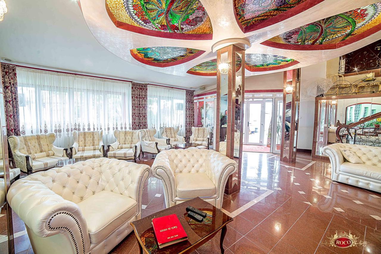 Hotel Roco Izvin Bagian luar foto