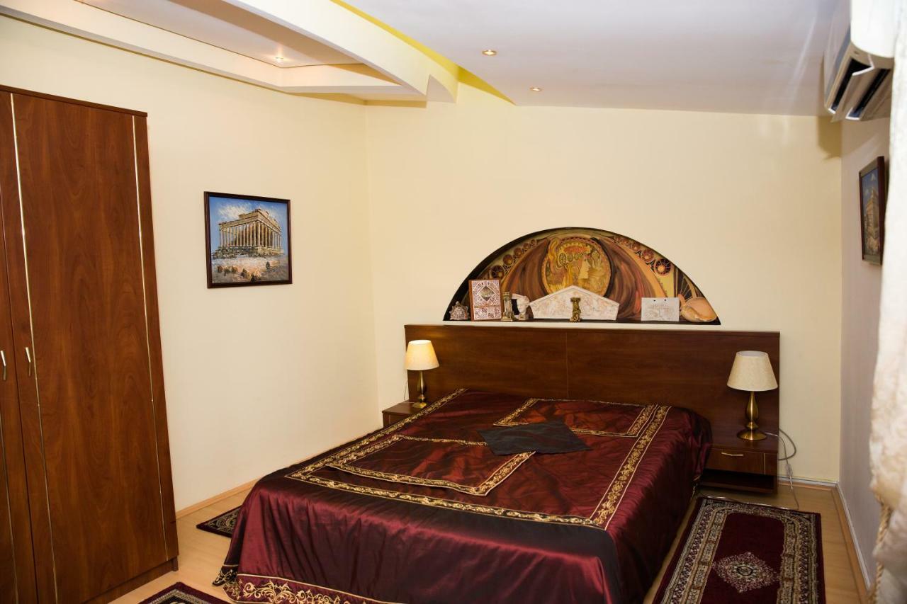 Hotel Roco Izvin Bagian luar foto